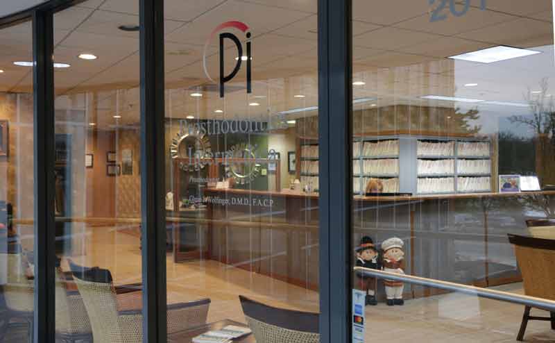 The entrance to Pi Dental Center.